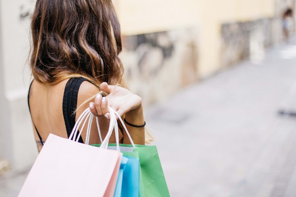 Japanshopping, lifestyle, adult, bags, buy, shopping bags, retail, sale, woman shopping,Tour